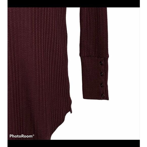 Chaser Burgundy Wisteria Waffle Print Thermal Top size Small - Picture 6 of 14